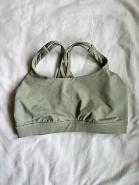 lululemon athletica Energy Sage Green Strappy Sports Bra SZ 6
